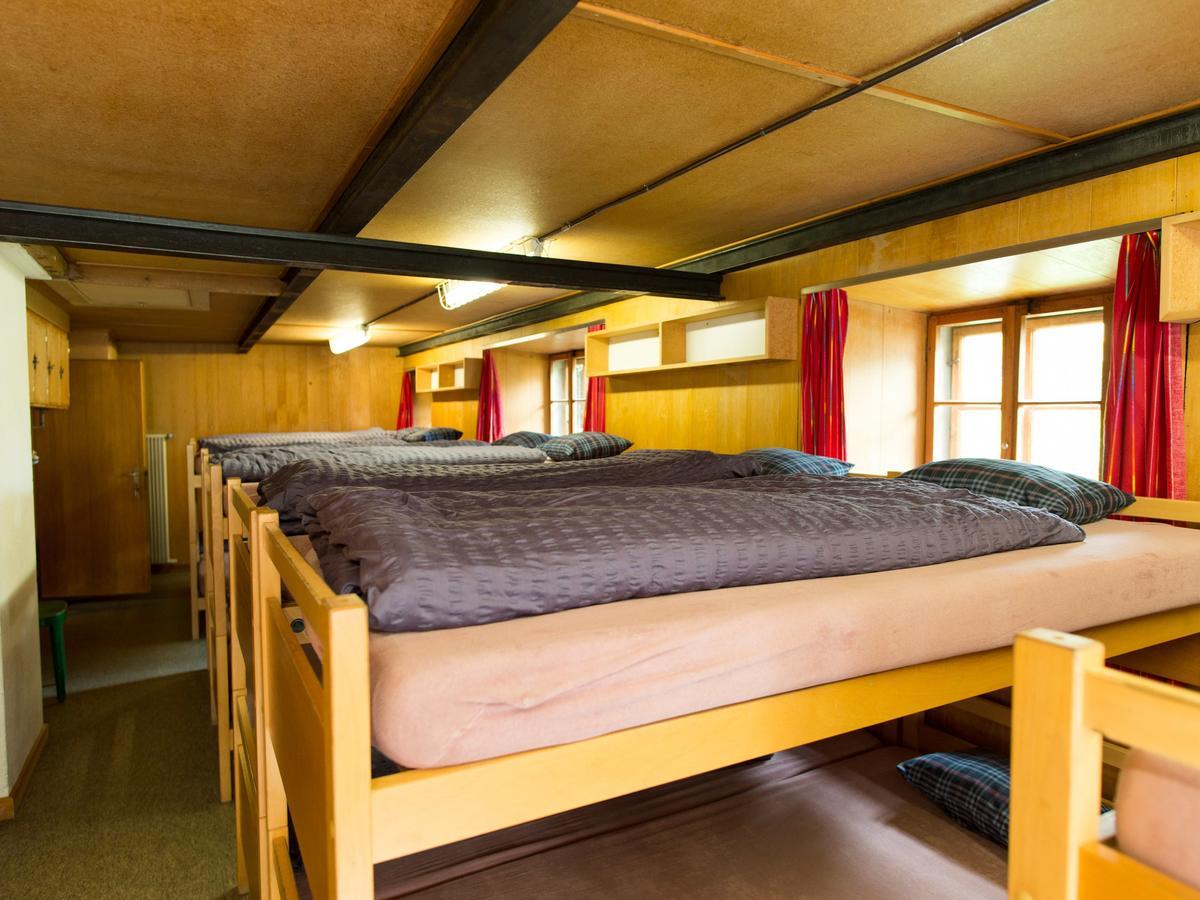 Gasthaus Pension Zum Turm Hospental Eksteriør bilde